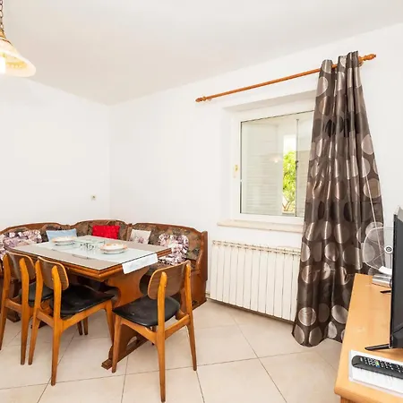 Appartement Stunning In With Wifi